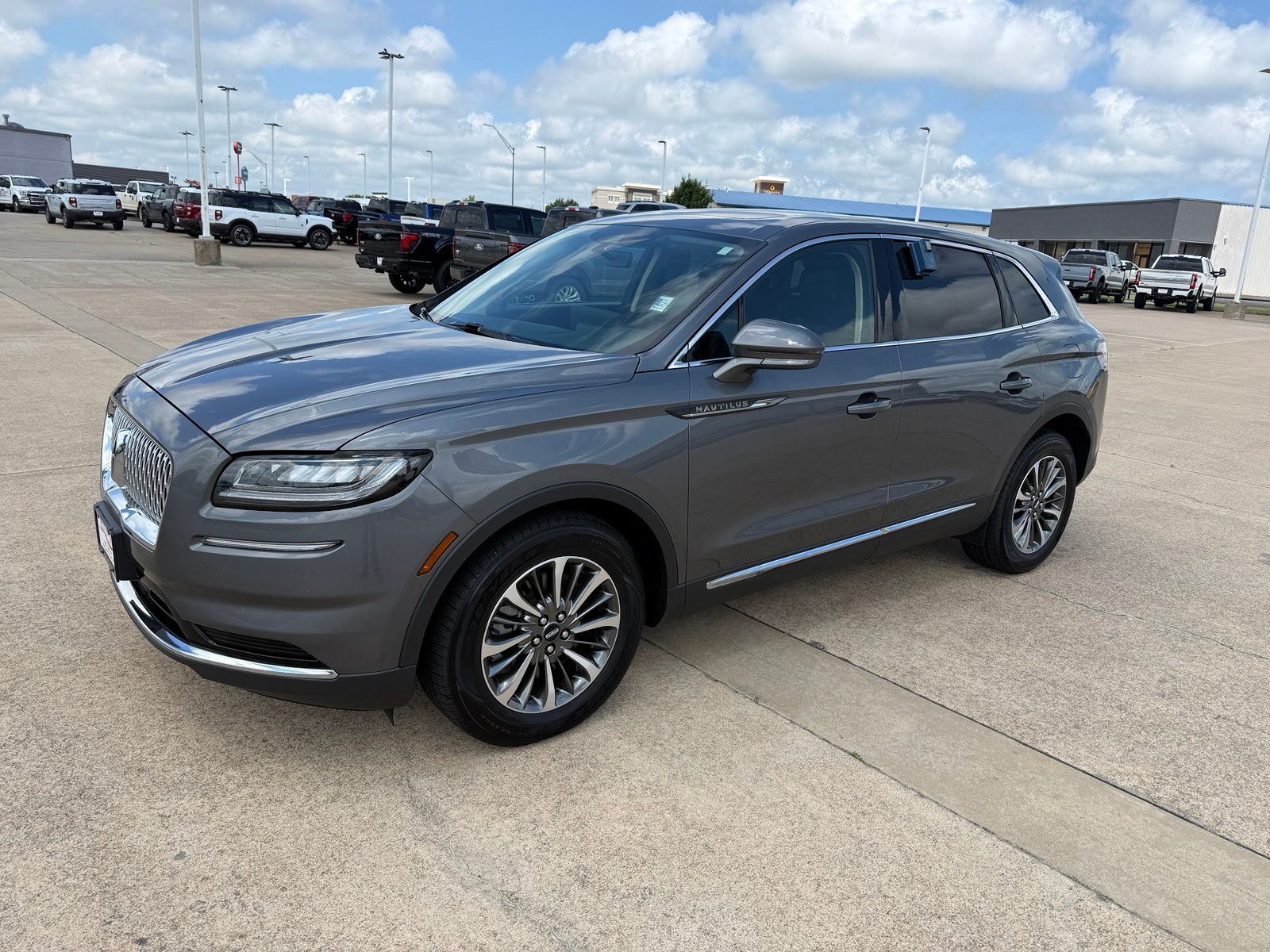 2023 Lincoln Nautilus Reserve AWD