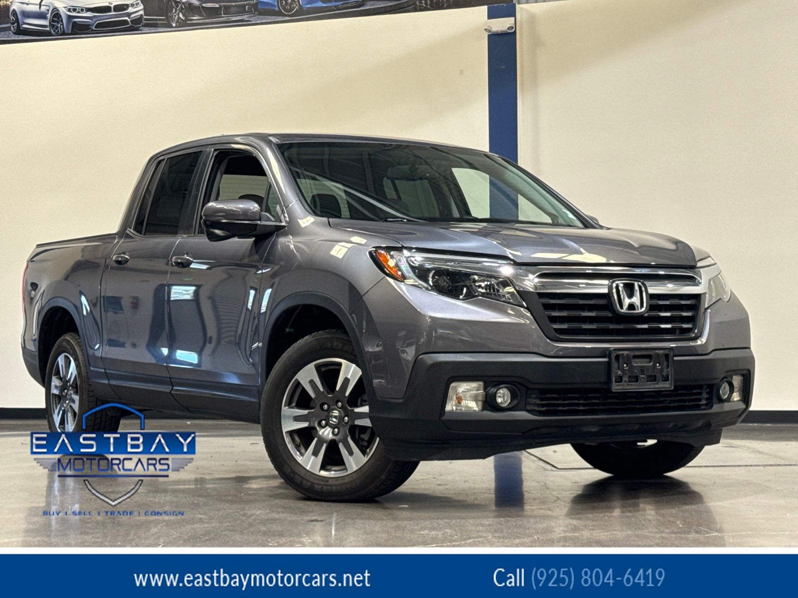 Gray (Modern Steel Metallic) 2017 Honda Ridgeline Pickup Truck All-Wheel Drive 6-Speed Automatic