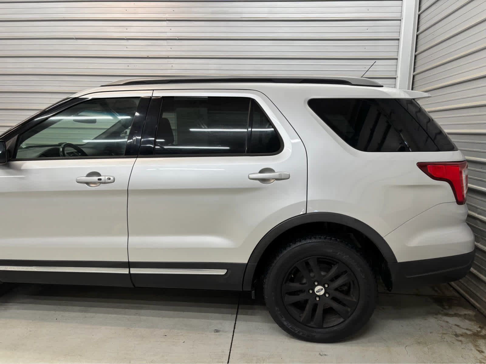 2018 Ford Explorer XLT - Image 5