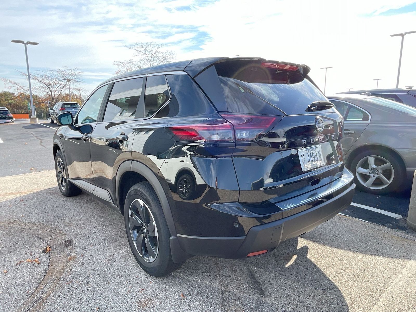 2025 Nissan Rogue SV 16