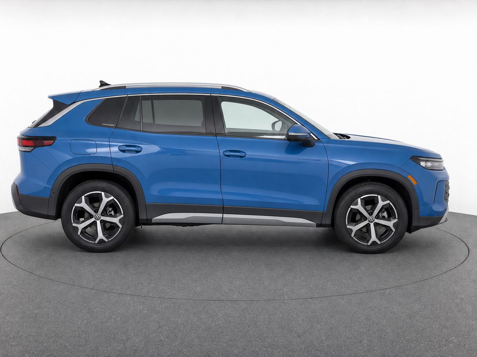used 2026 Volkswagen Tiguan car, priced at $35,602