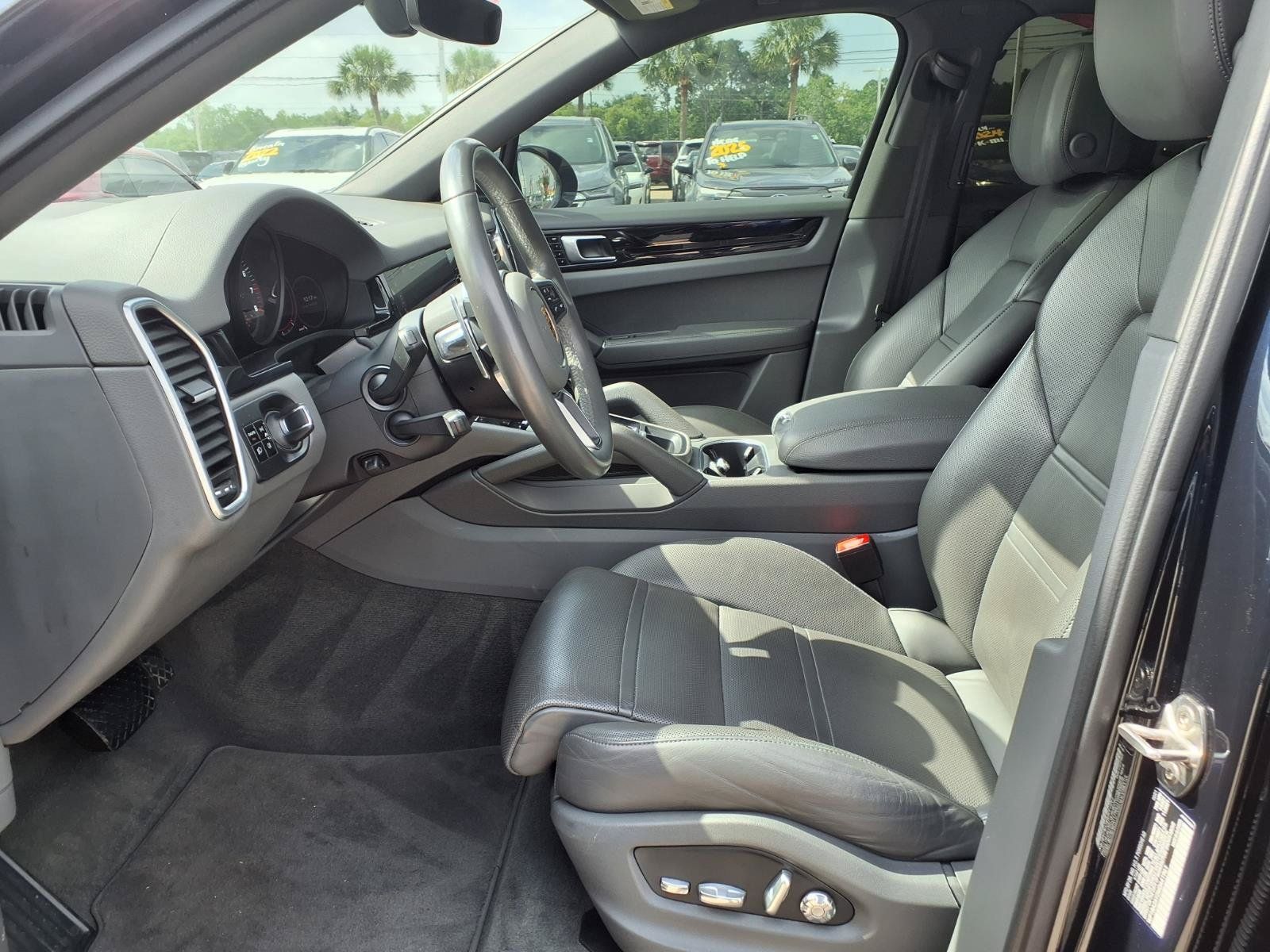 2021 Porsche Cayenne Coupe Base Black at River Oaks CDJR