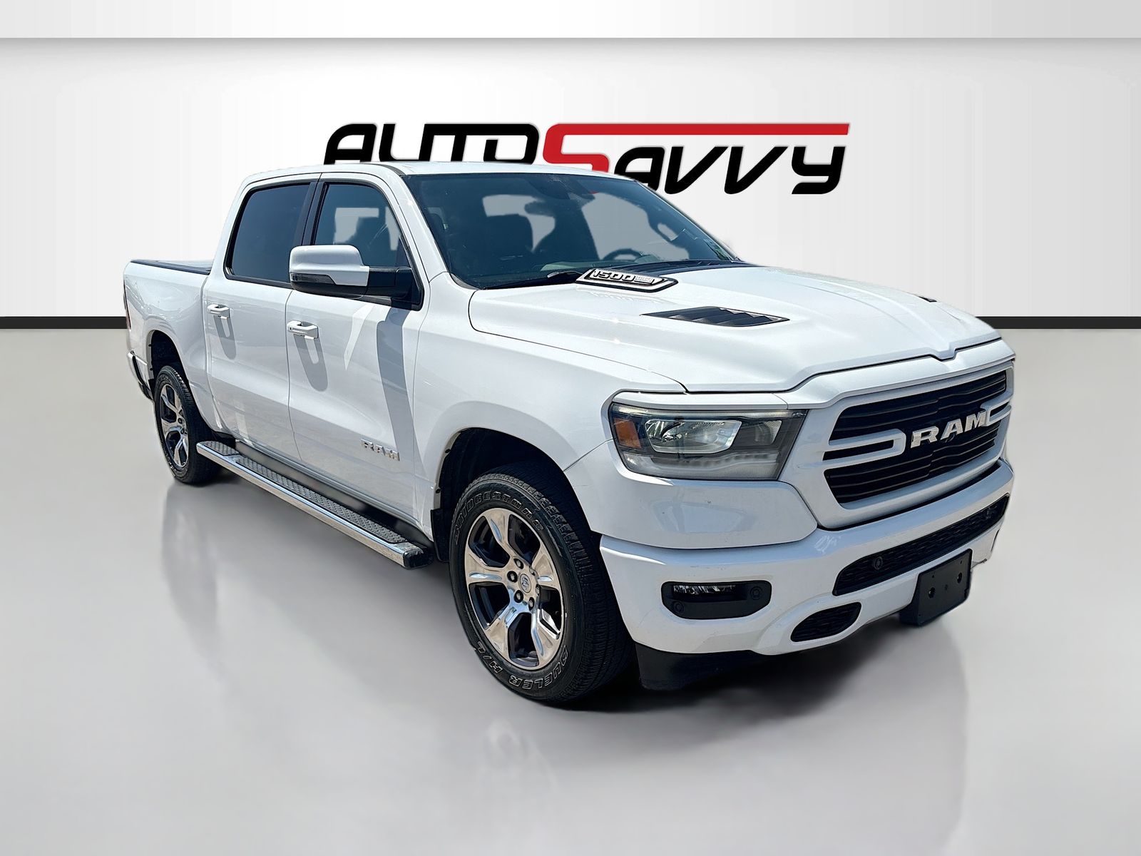 2023 RAM 1500 Laramie 4x4 Crew Cab 5'7's photo