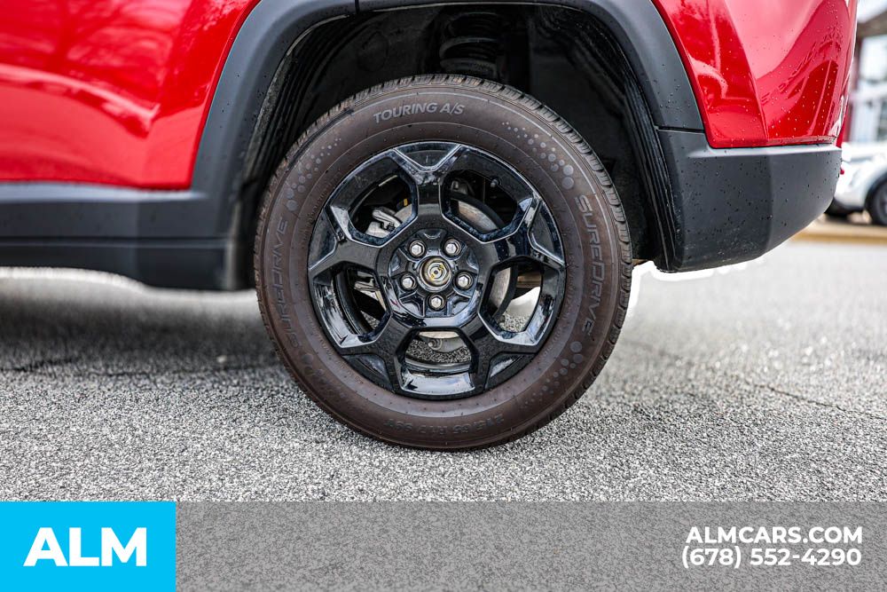 2024 Jeep Compass Trailhawk photo 16