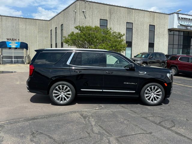 Onyx Black 2023 GMC Yukon Denali 4WD SUV / Crossover Four-Wheel Drive