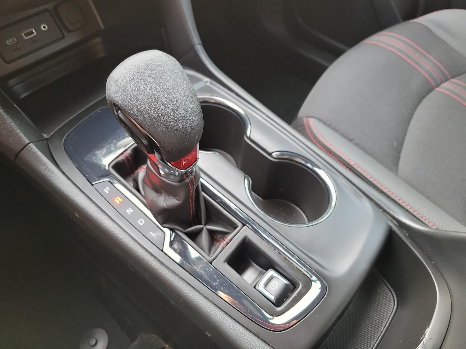 used 2024 Chevrolet Equinox car, priced at $23,990