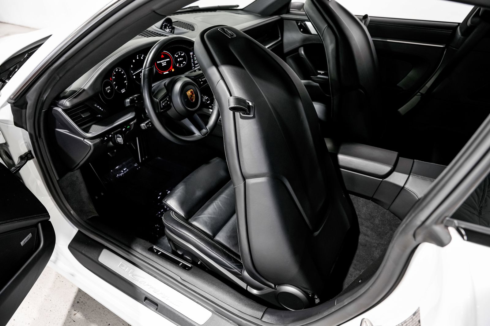 2021 Porsche 911 Carrera S — photo 25
