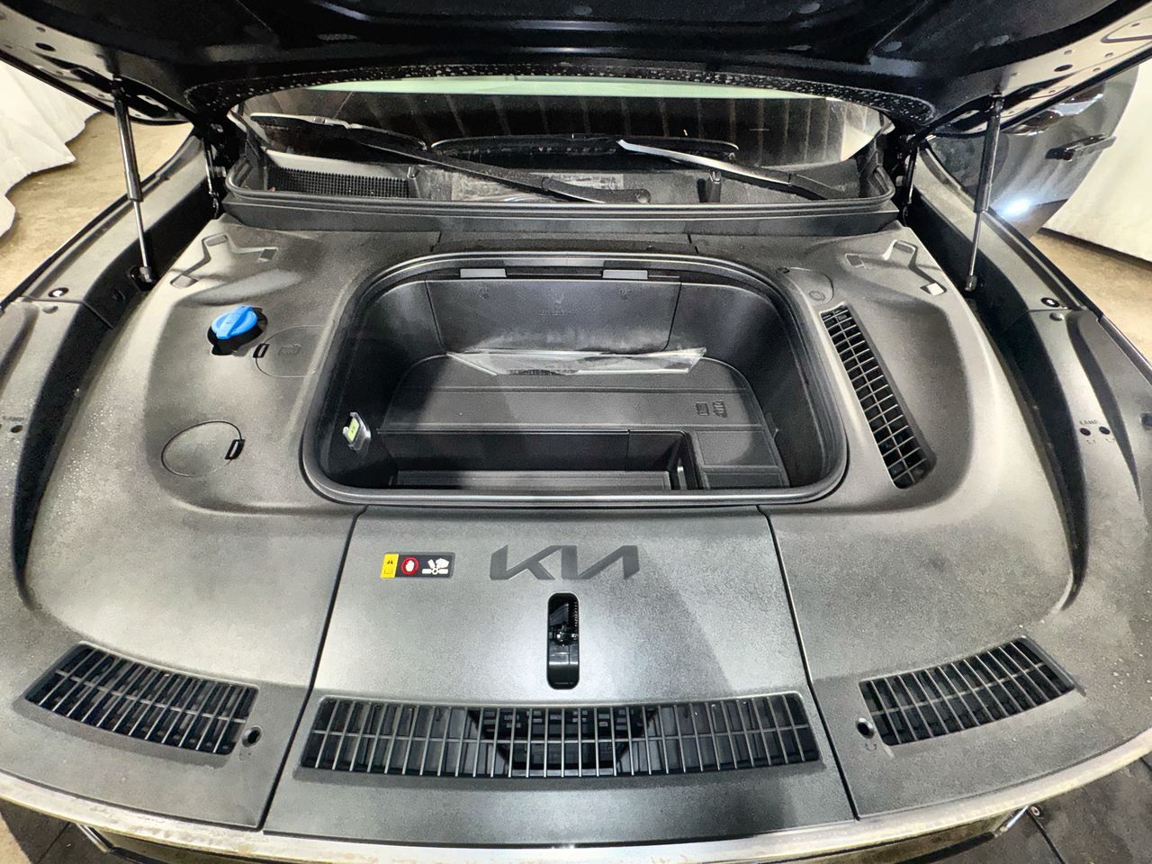 2026 Kia EV9 Land AWD photo 30