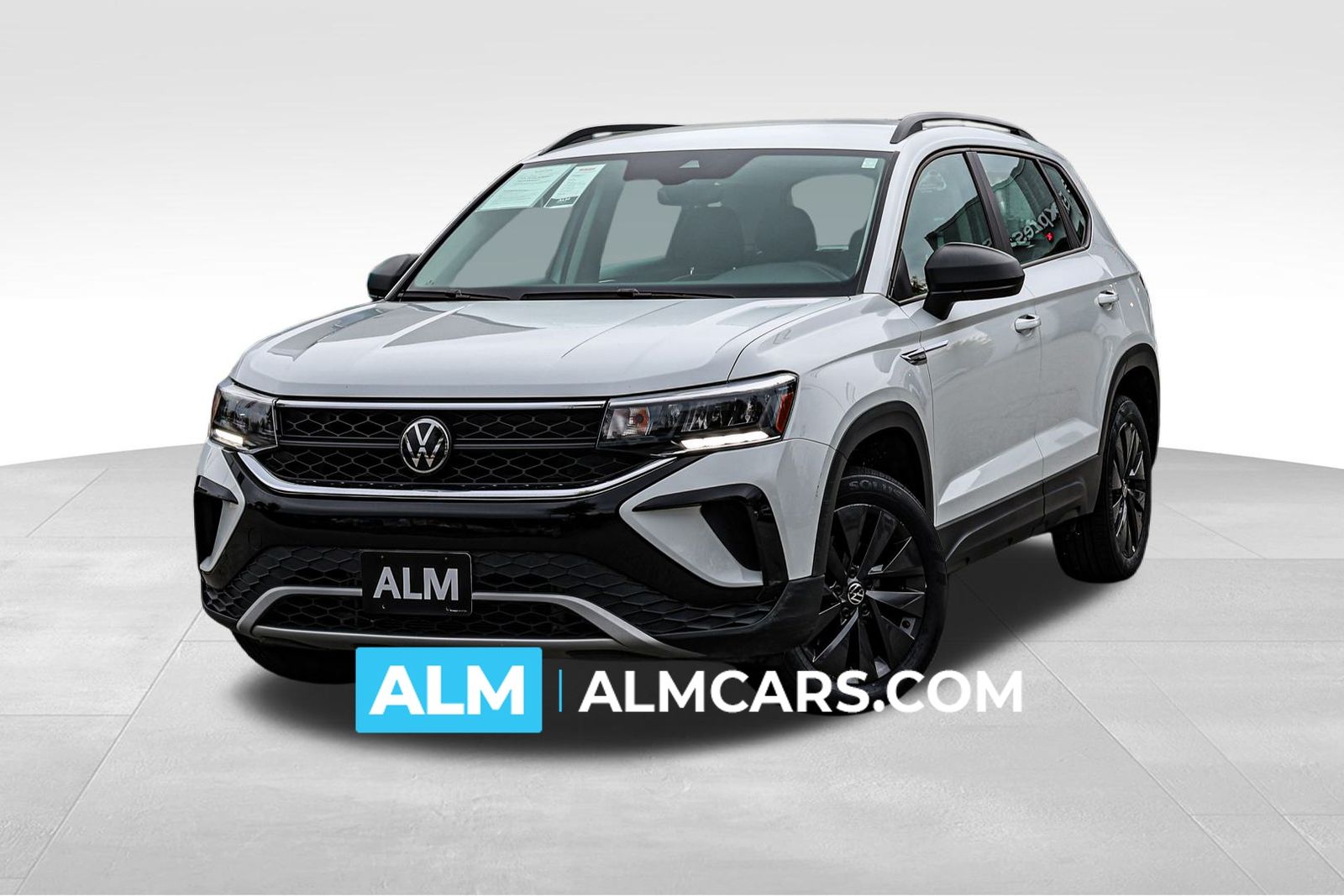 2024 Volkswagen Taos S's photo