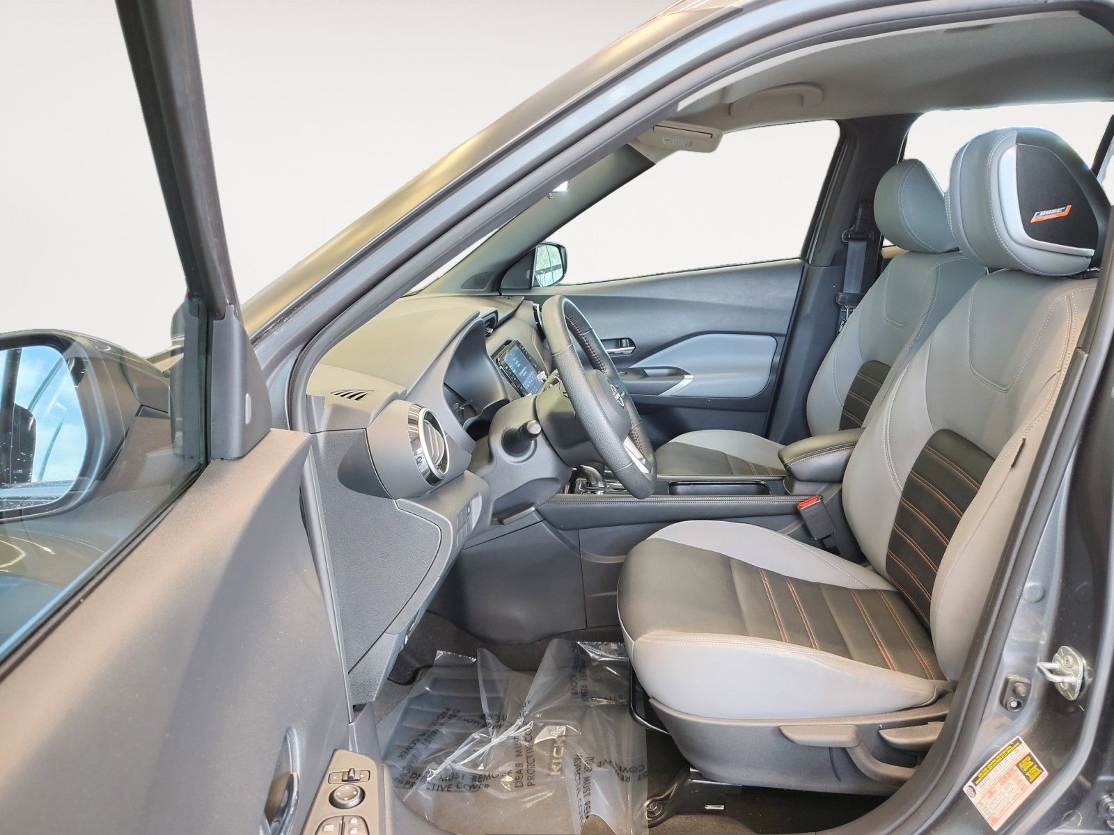 Used Car 2023 Nissan Kicks  Sr For Sale Under $20,000 In San Antonio, Texas