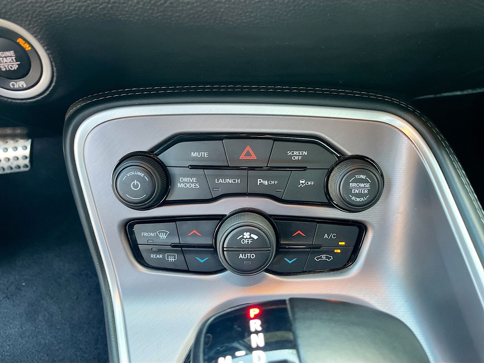2022 Dodge Challenger R/T - Photo 16