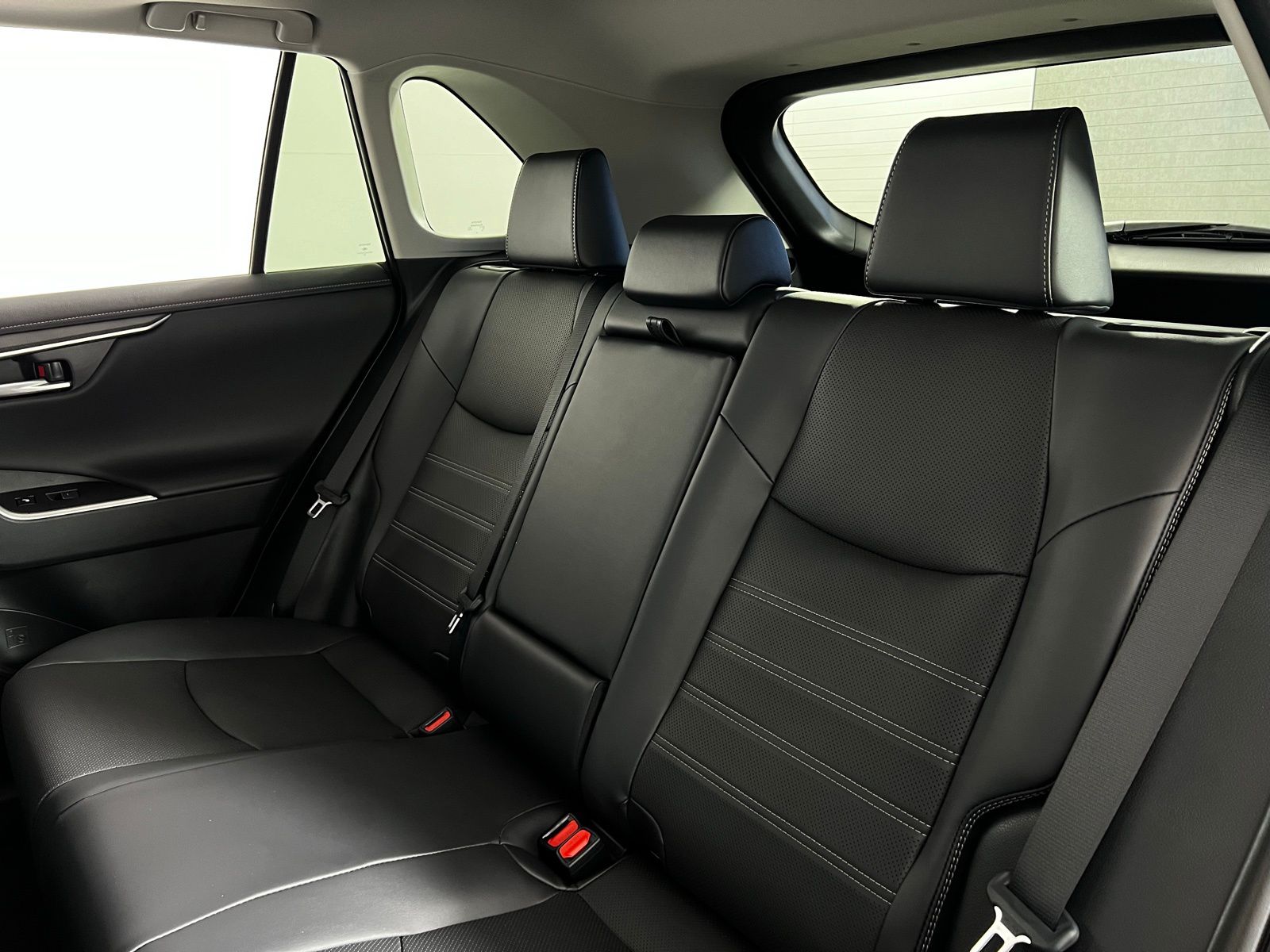 2025 Toyota RAV4 Limited 21