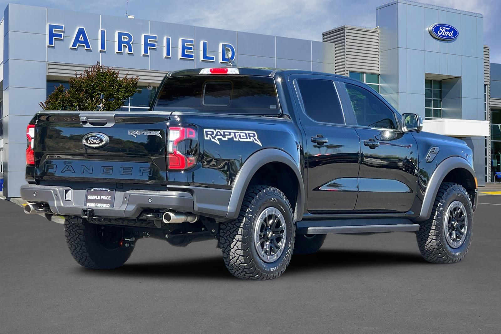 View vehicle photo 2