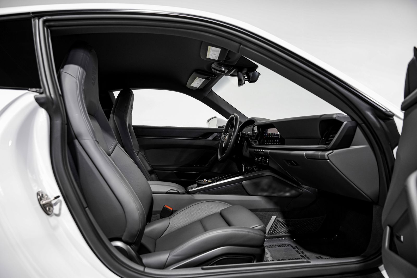 2023 Porsche 911 Carrera — photo 30