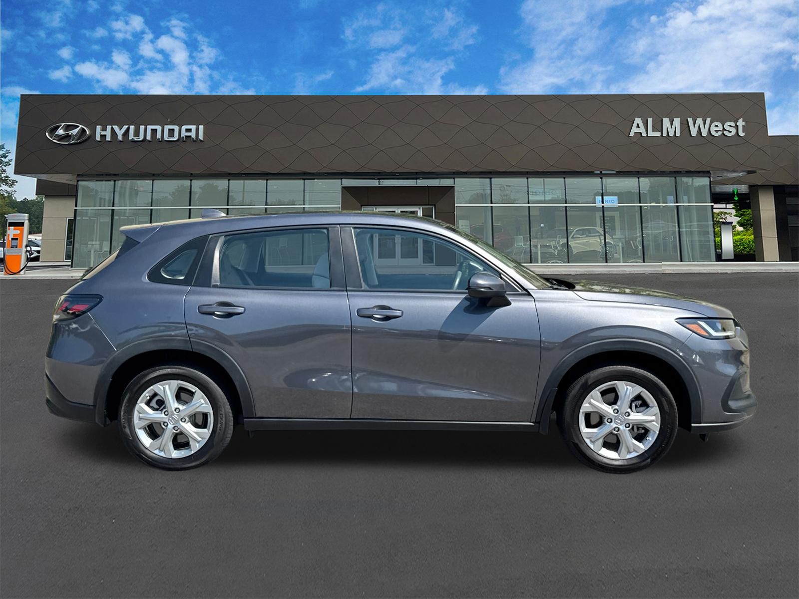 Used 2023 Gray Honda LX image 4