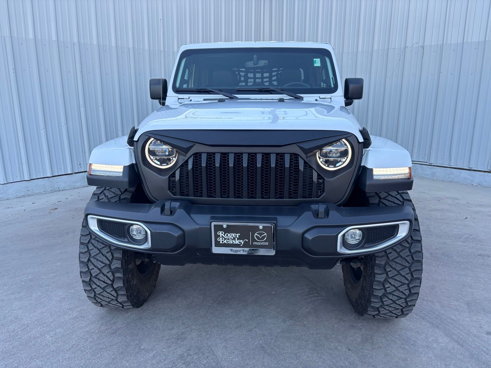 Used Car 2022 Jeep Gladiator  Overland For Sale Under $40,000 In Austin, Texas