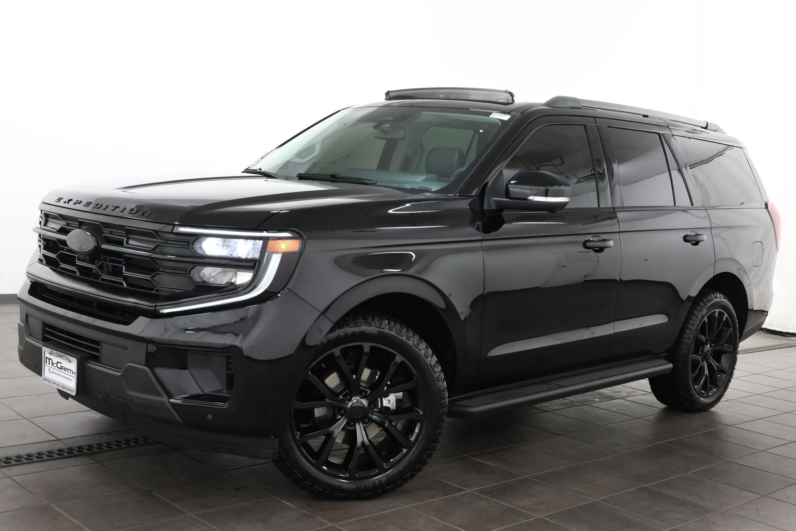 Black Metallic 2026 Ford Expedition SUV / Crossover Four-Wheel Drive Automatic