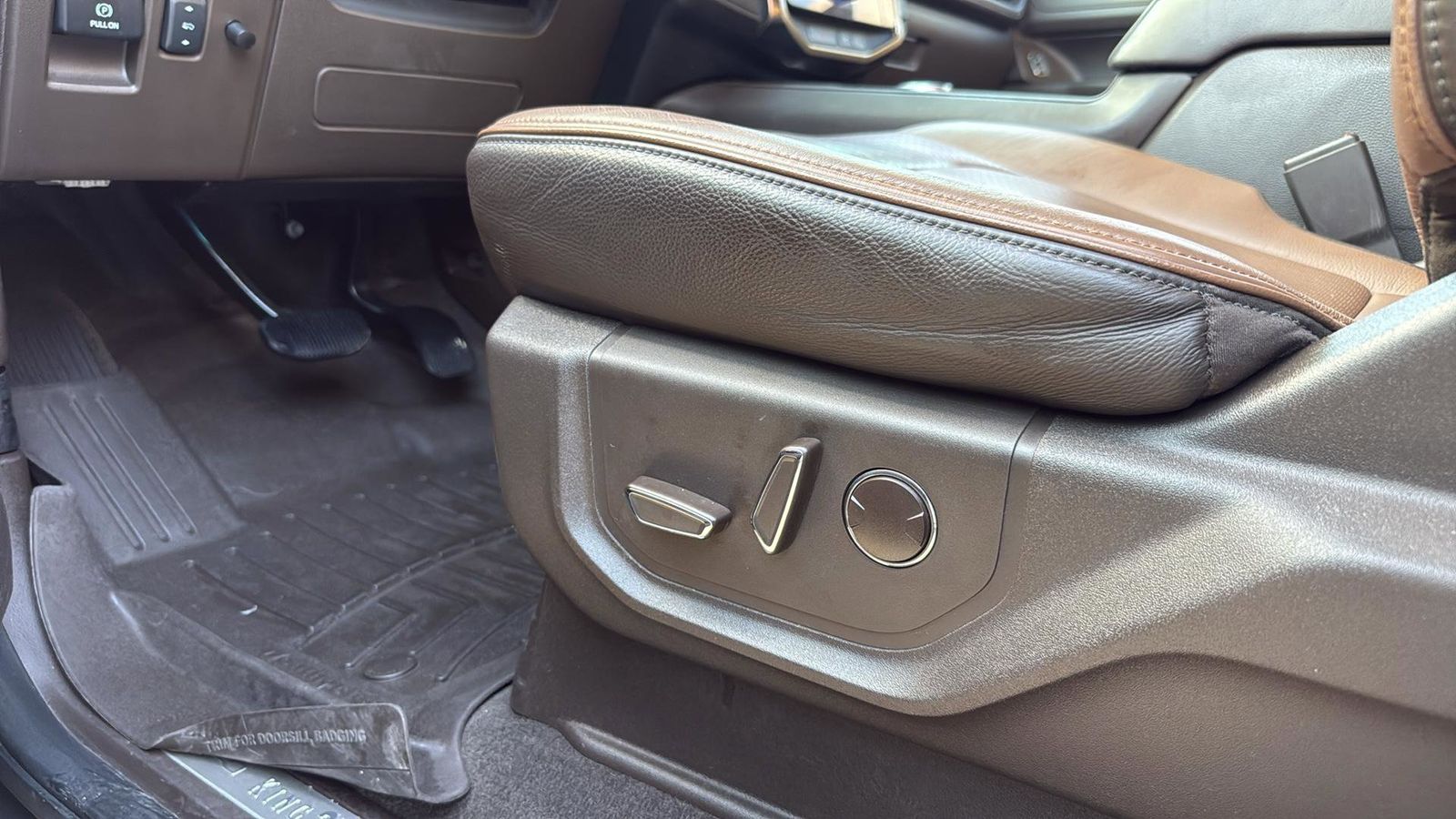 Used Car 2023 Ford Expedition Max  King Ranch For Sale Under $60,000 In Austin, Texas