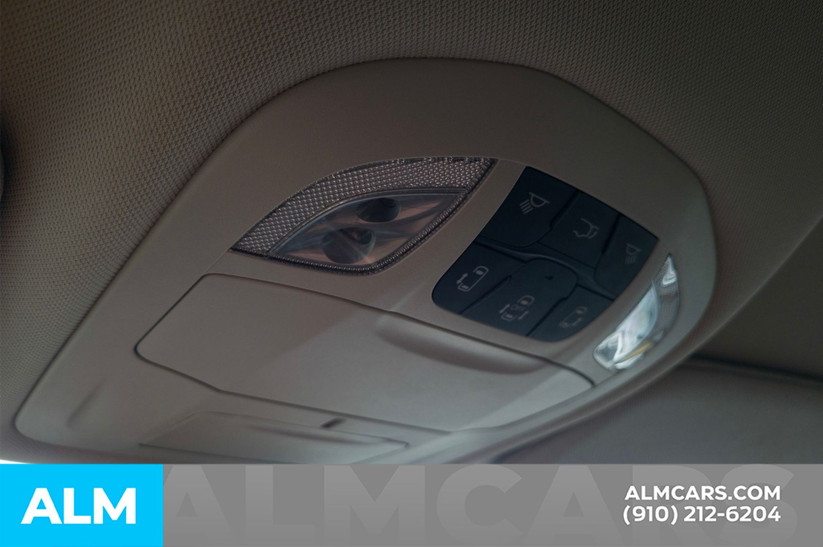 Used 2023 Bright White Clearcoat Chrysler LX image 16