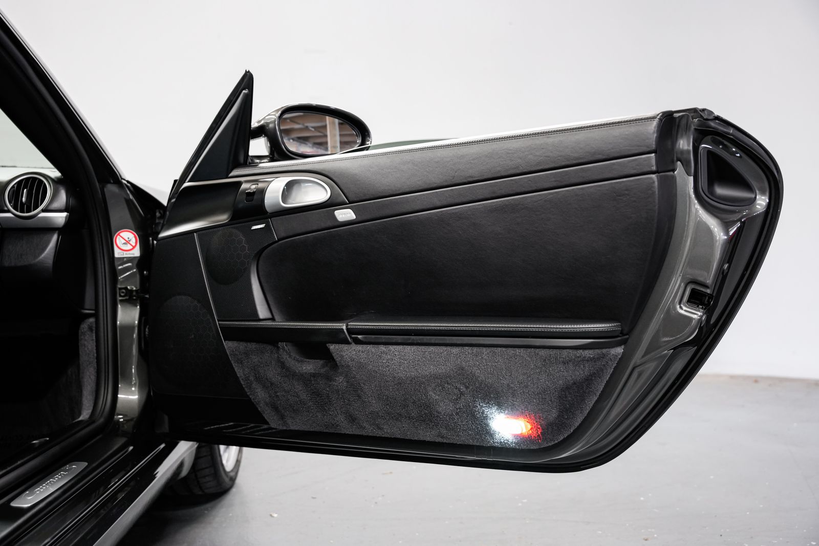 2006 Porsche Cayman S — photo 20