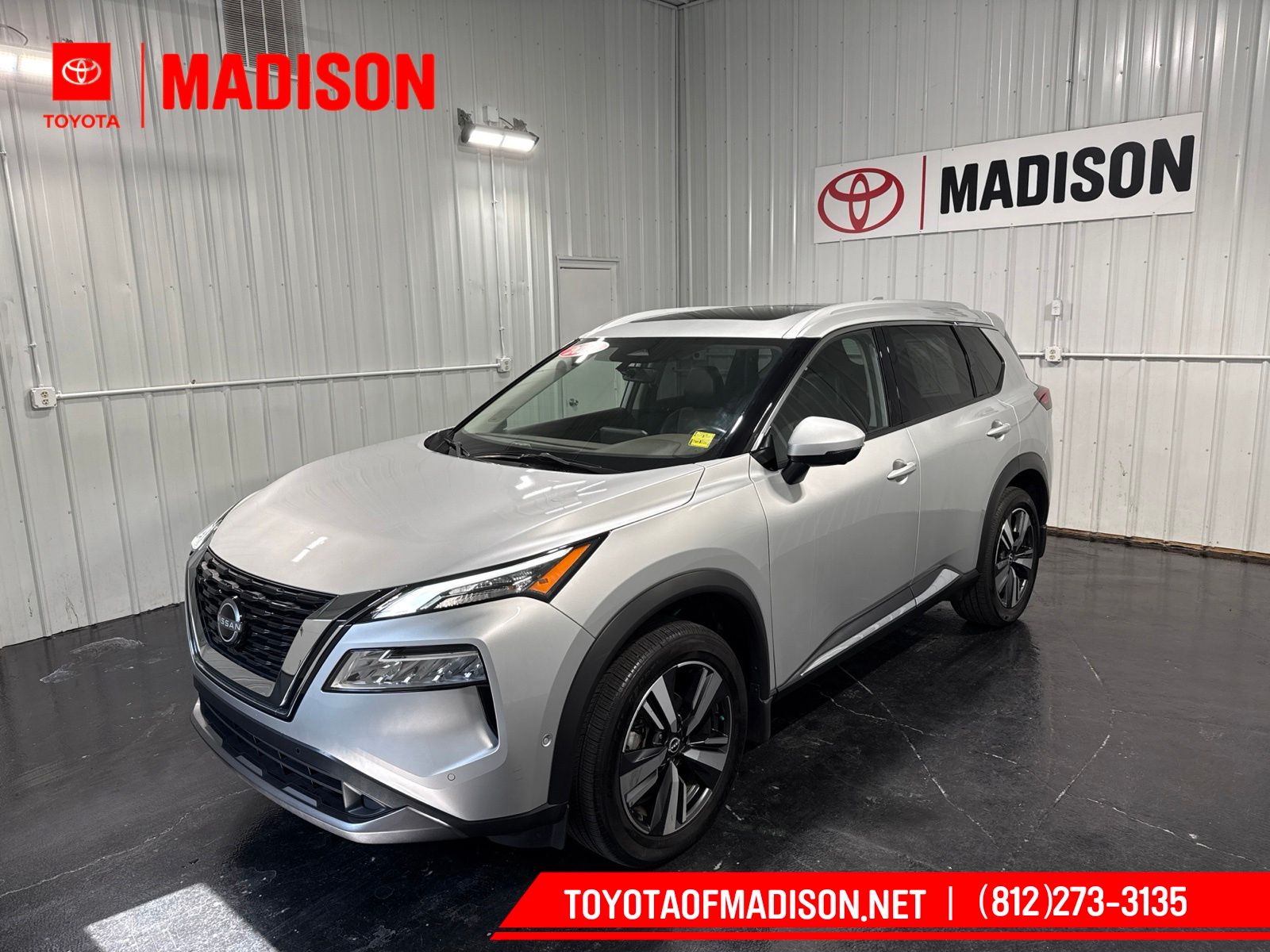 Brilliant Silver Metallic 2023 Nissan Rogue SUV / Crossover All-Wheel Drive Continuously Variable Transmission