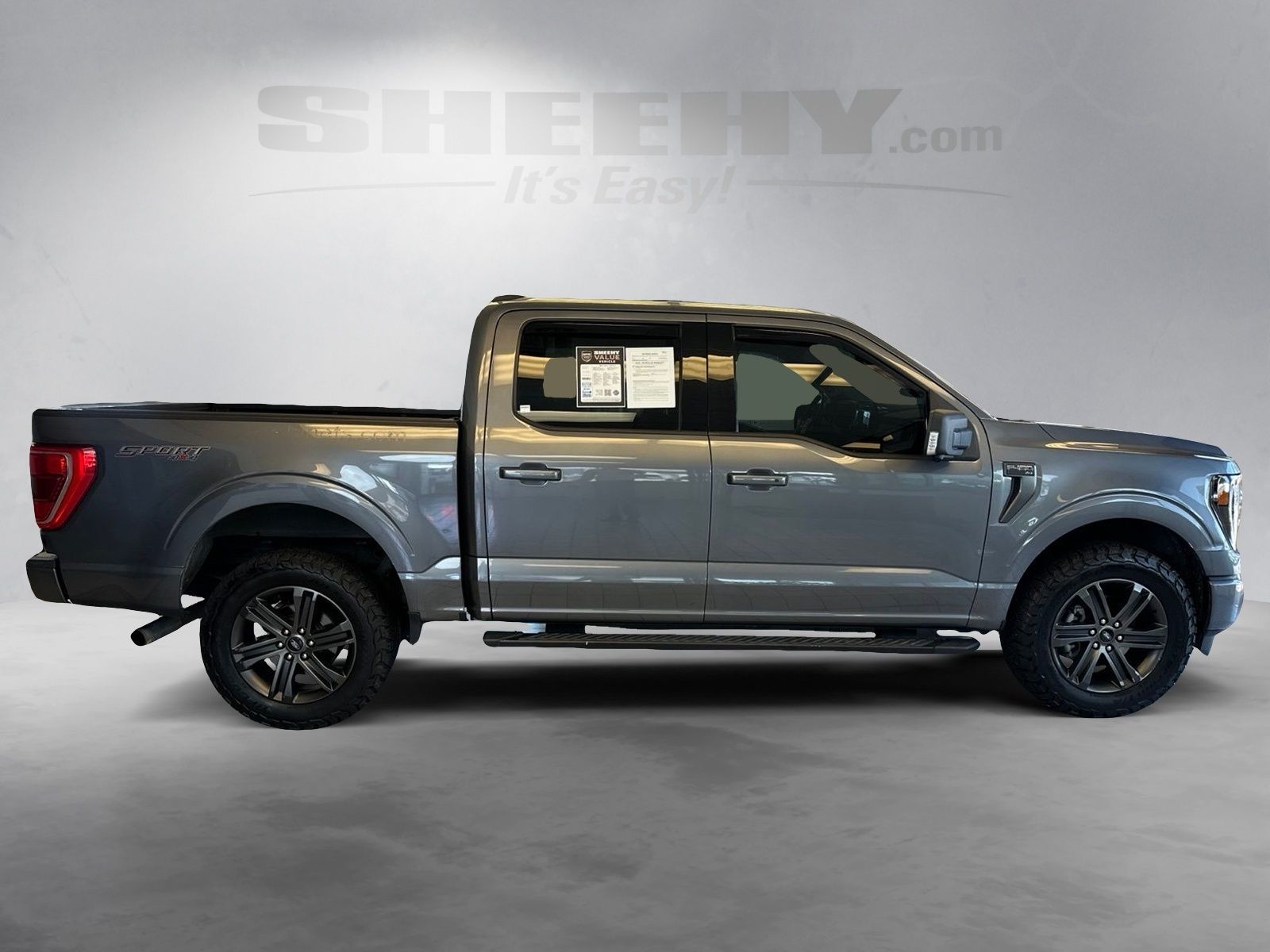 Used 2021 Carbonized Gray Metallic Ford XLT image 11
