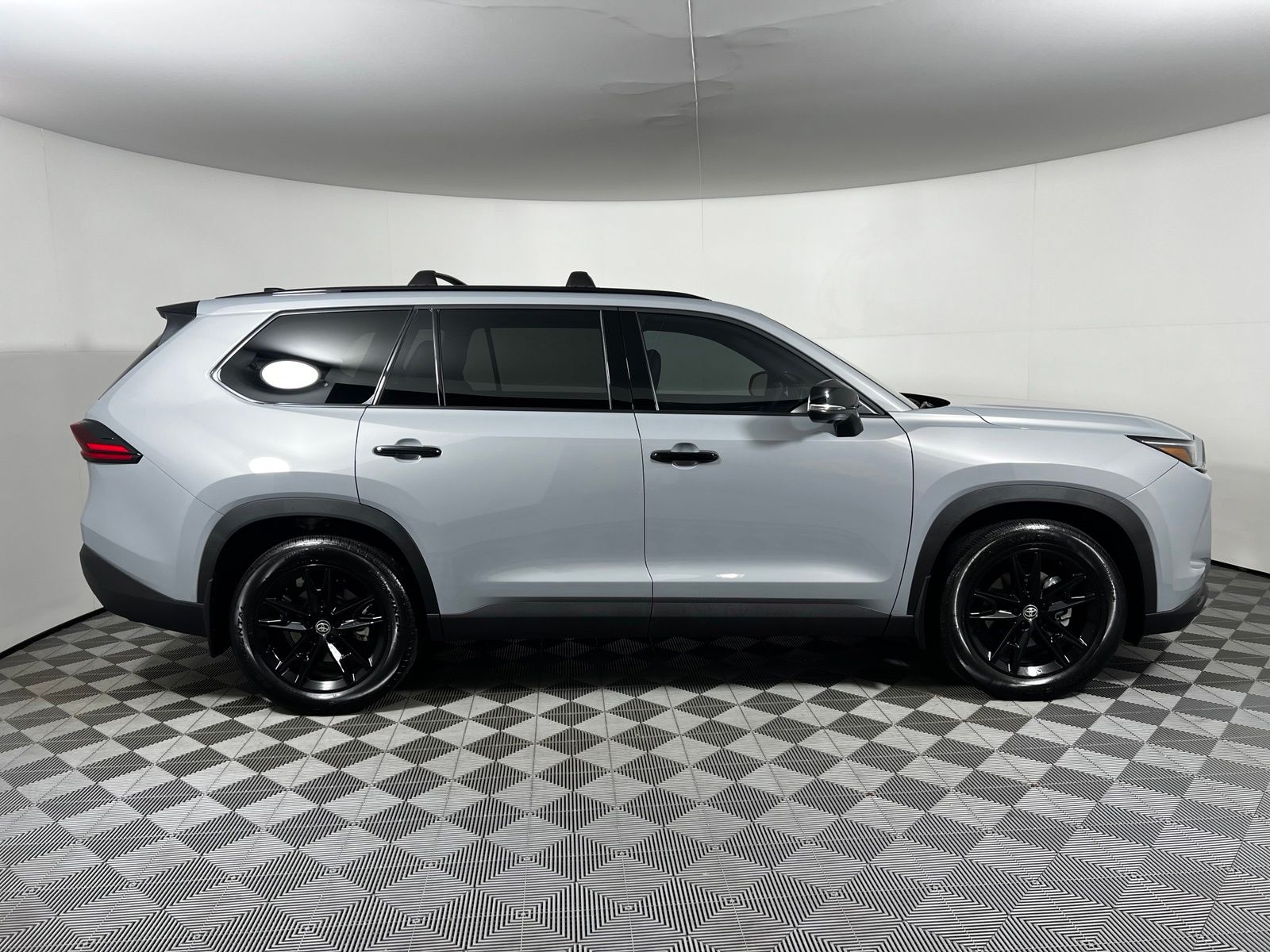 Thumbnail: 2026 Toyota Grand Highlander - 4