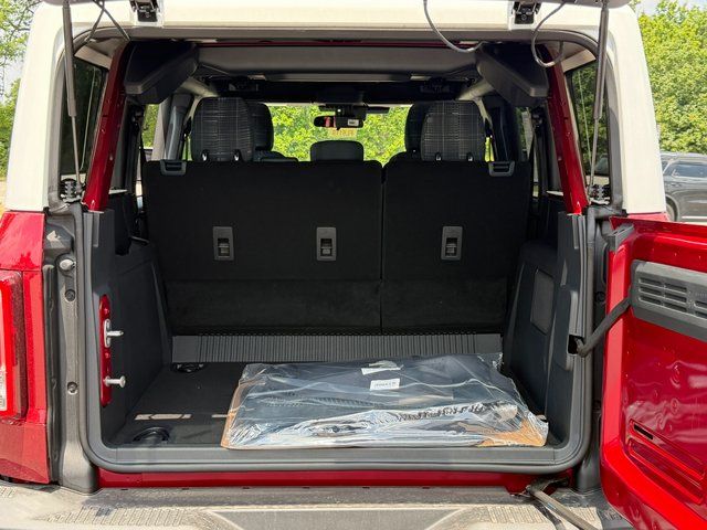New 2026 Ruby Red Metallic Tinted Clearcoat Ford Heritage Edition image 15