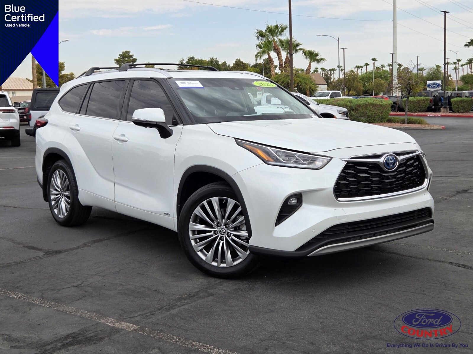 2023 Toyota Highlander Hybrid Platinum