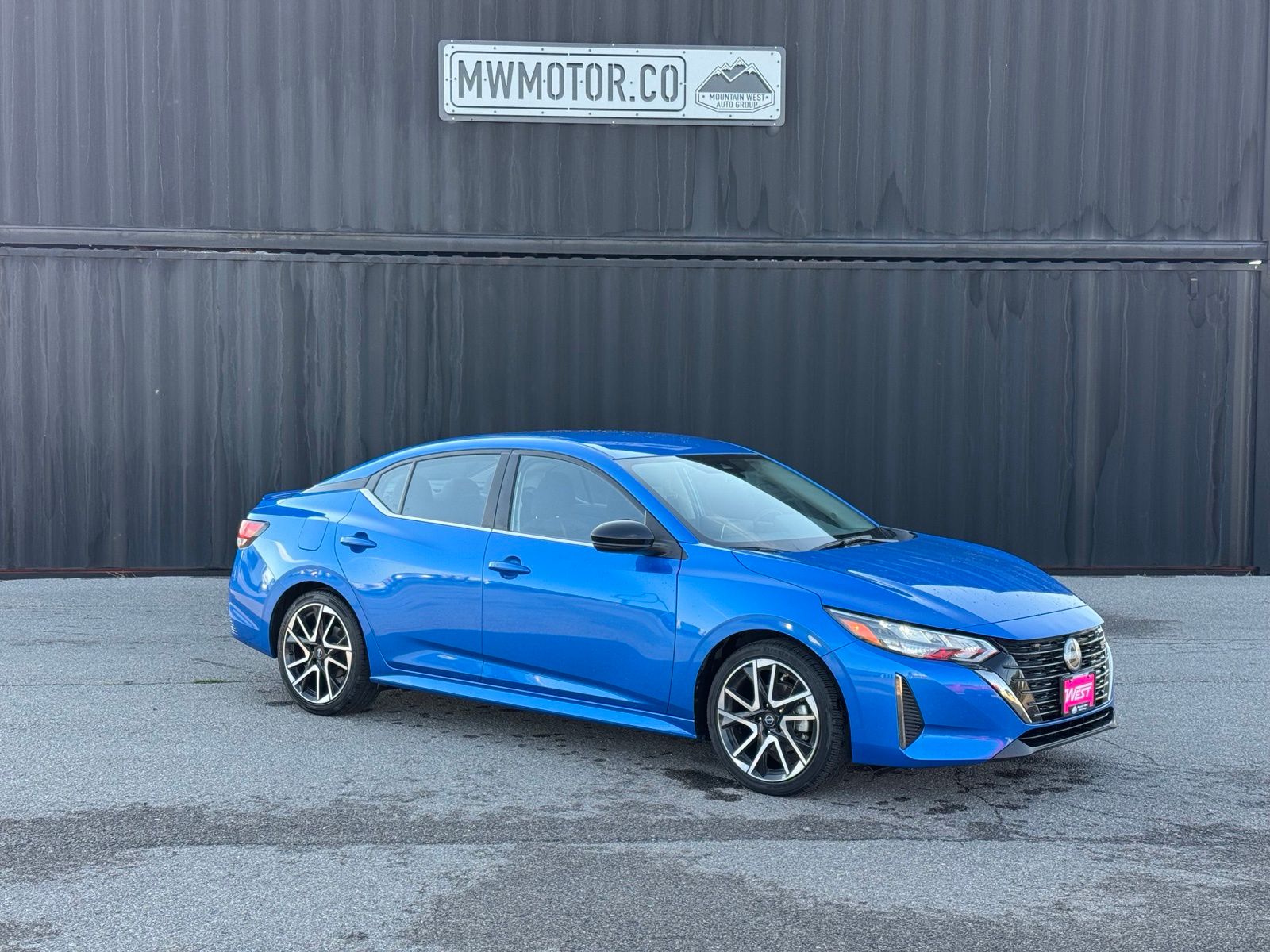 2025 Nissan Sentra SR FWD