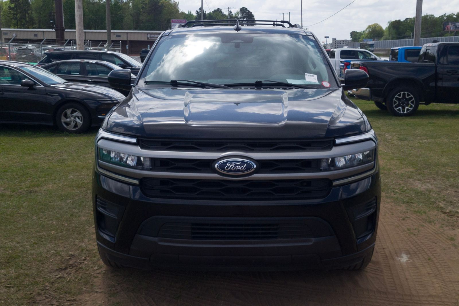 Used 2024 Black Ford XLT image 2