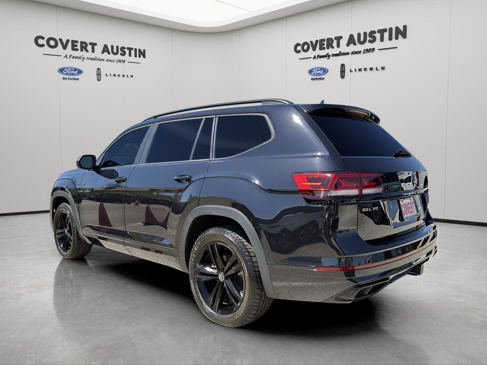 Used Car 2023 Volkswagen Atlas  3.6l V6 Sel R-line For Sale Under $35,000 In Austin, Texas