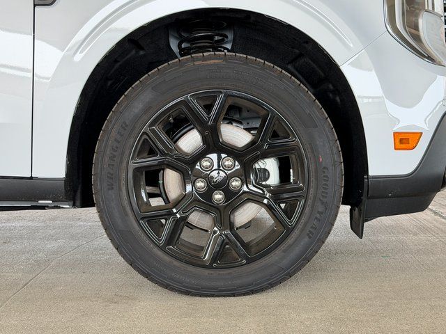New 2026 Space White Metallic Ford Lariat image 8