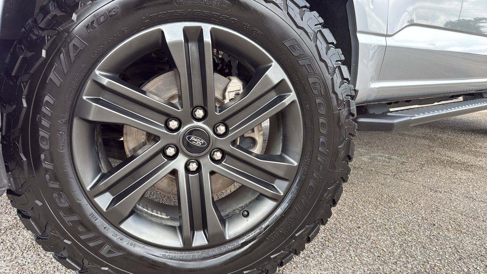 Used Car 2021 Ford F-150  Xlt For Sale Under $30,000 In Austin, Texas