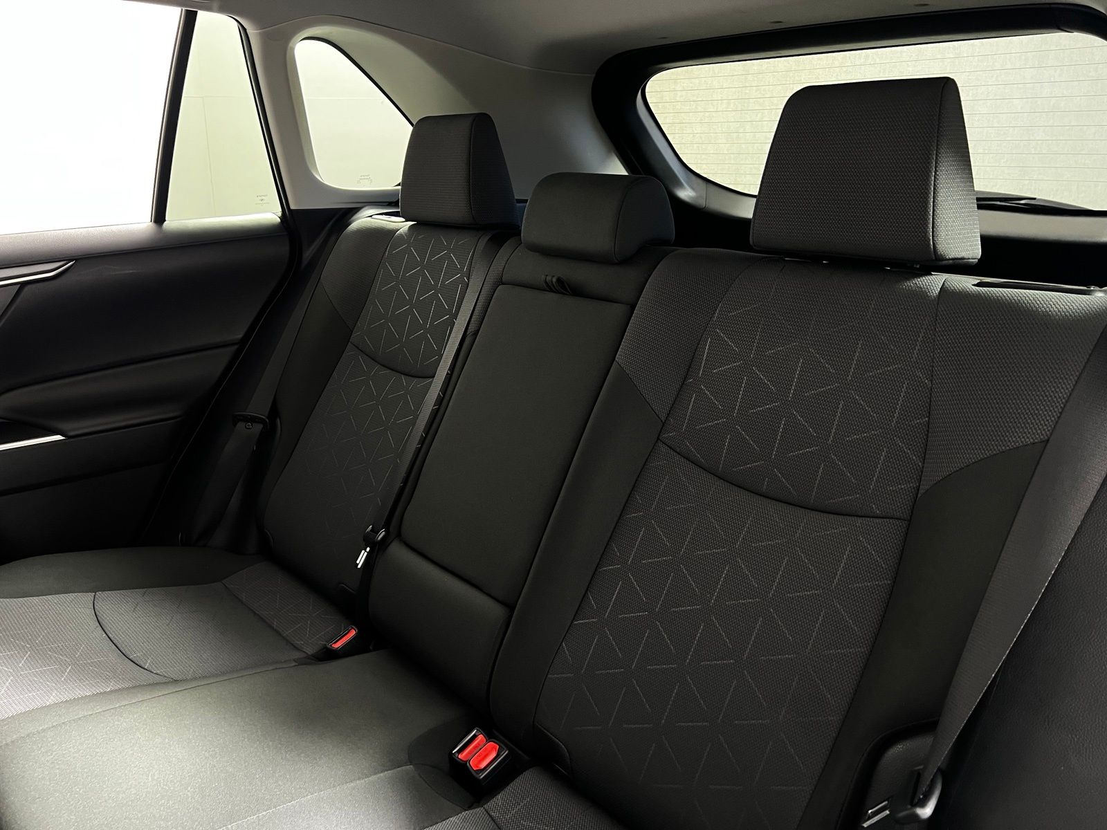 Thumbnail: 2025 Toyota RAV4 - 22