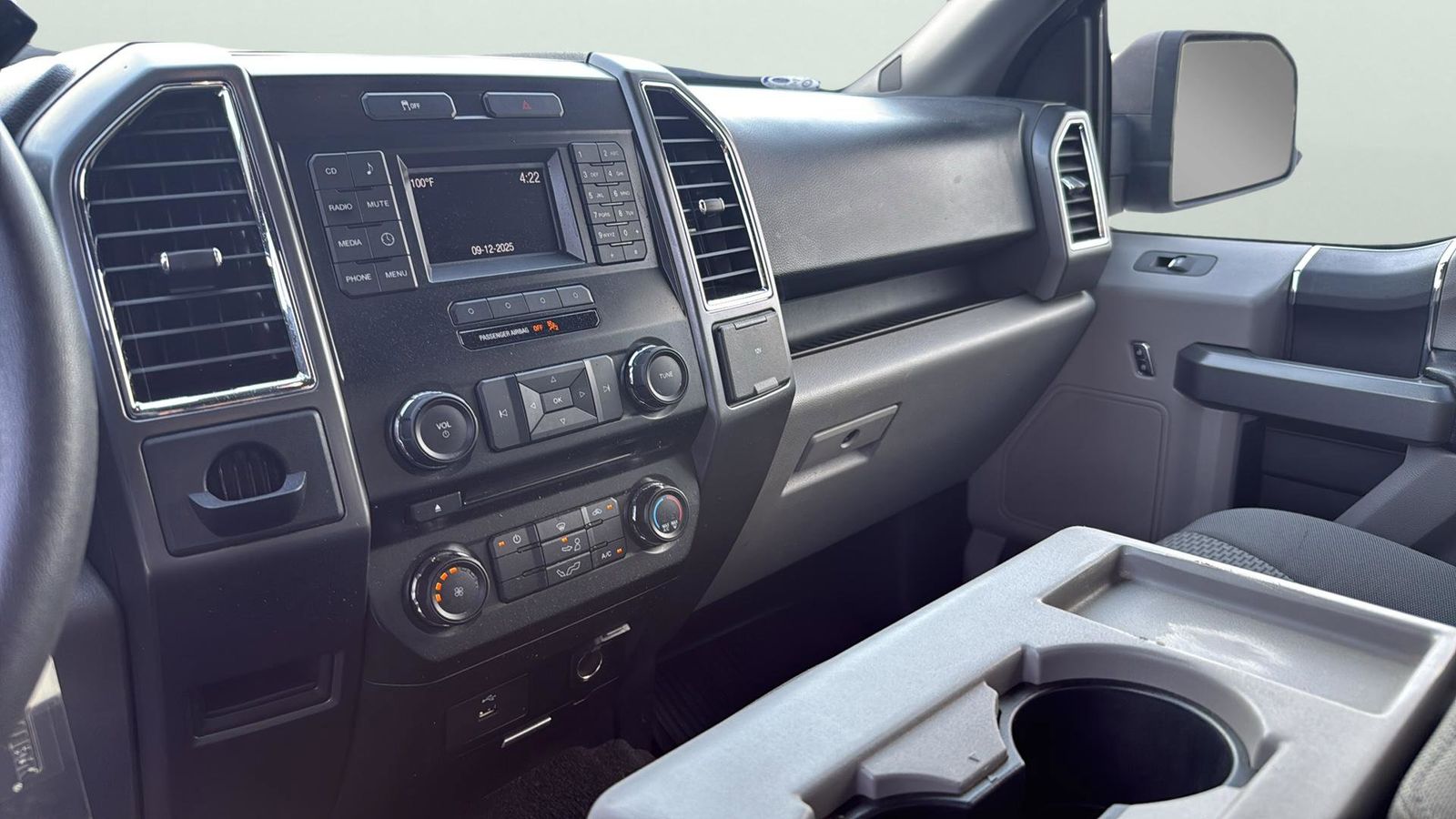 Used Car 2016 Ford F-150  Xlt For Sale In Austin, Texas