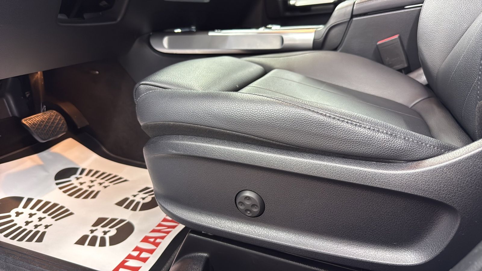 Used Car 2024 Mercedes-benz Glb  Glb 250 For Sale Under $35,000 In Austin, Texas