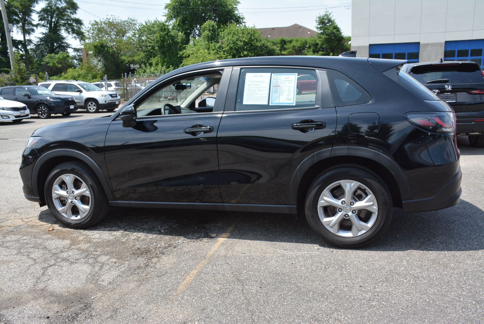 View vehicle photo 2