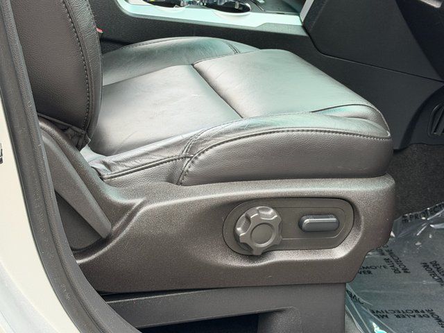 Used 2014 Silver Ford XLT image 26