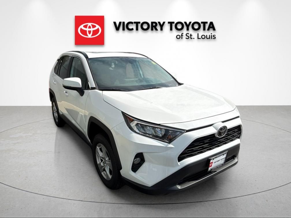 Super White 2019 Toyota RAV4 SUV / Crossover All-Wheel Drive 8-Speed Automatic
