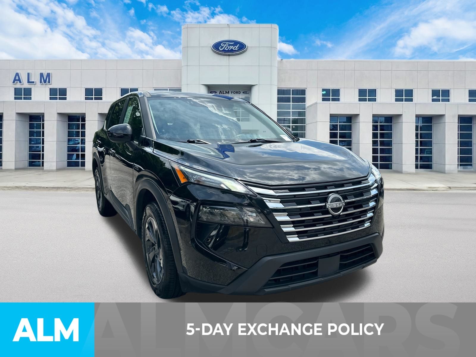Used 2025 Black Nissan SV image 3