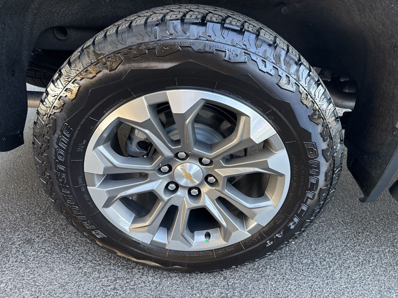 Used 2024 Gray Chevrolet High Country image 23