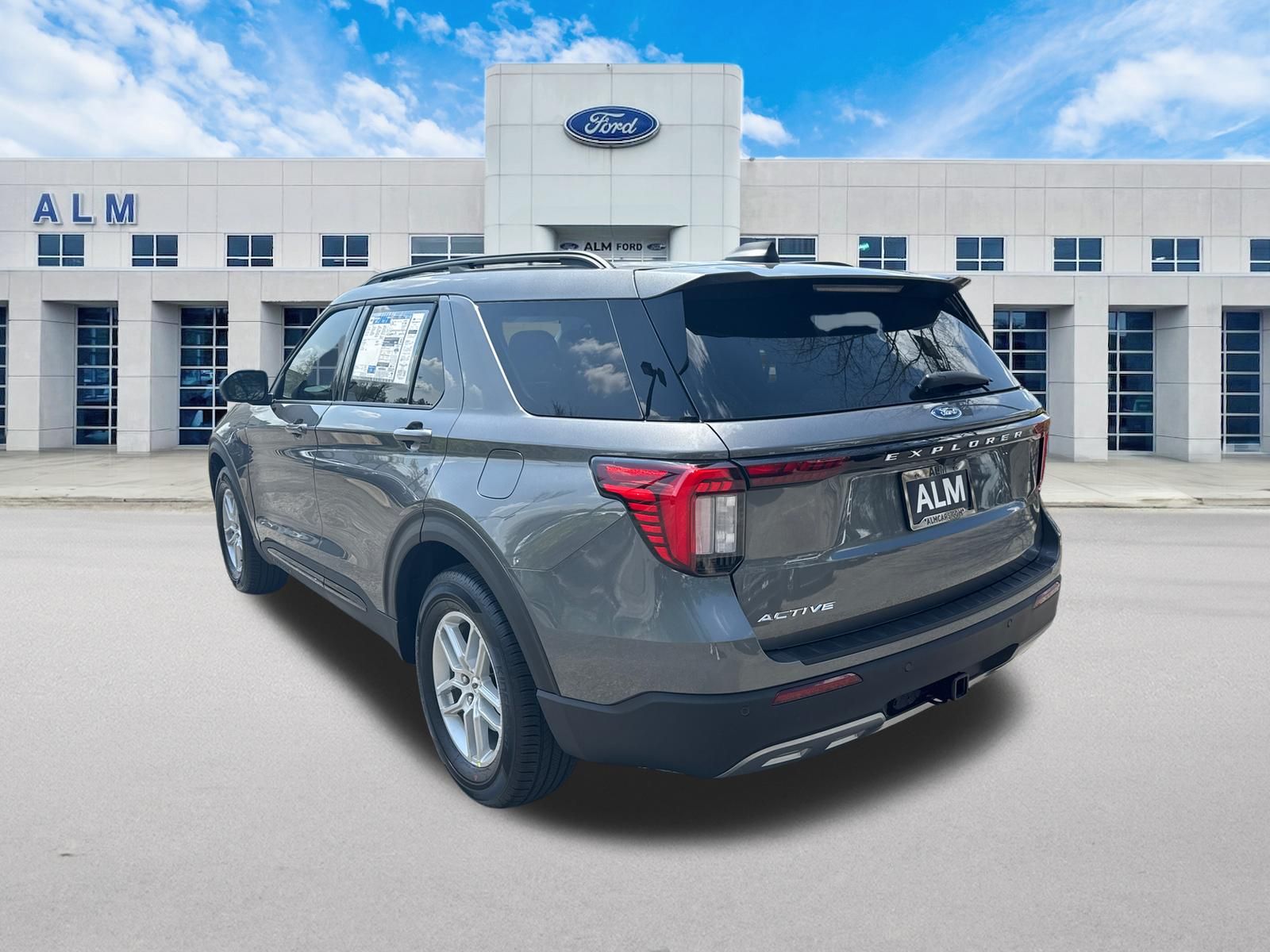 View vehicle photo 7