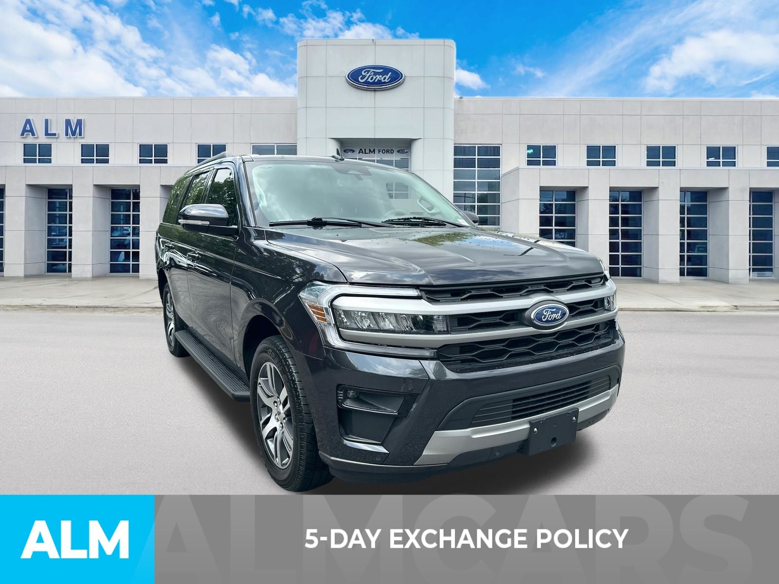 Used 2024 Gray Ford XLT image 3