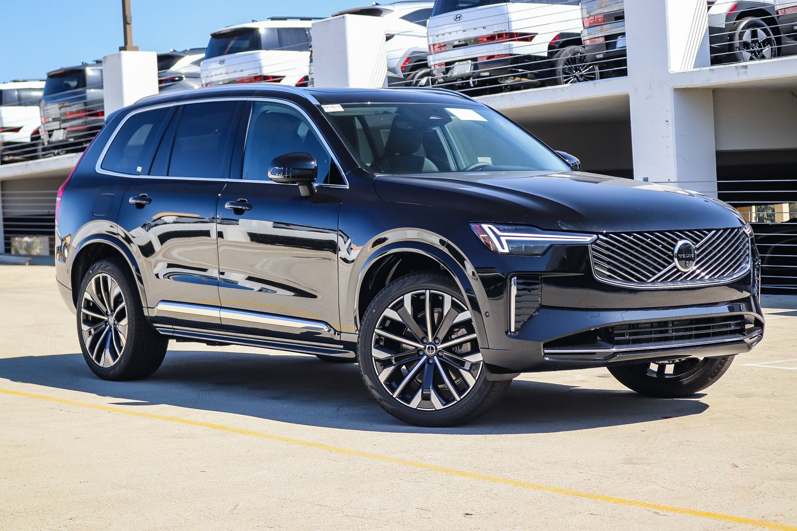 2026 Volvo XC90 B5 Plus