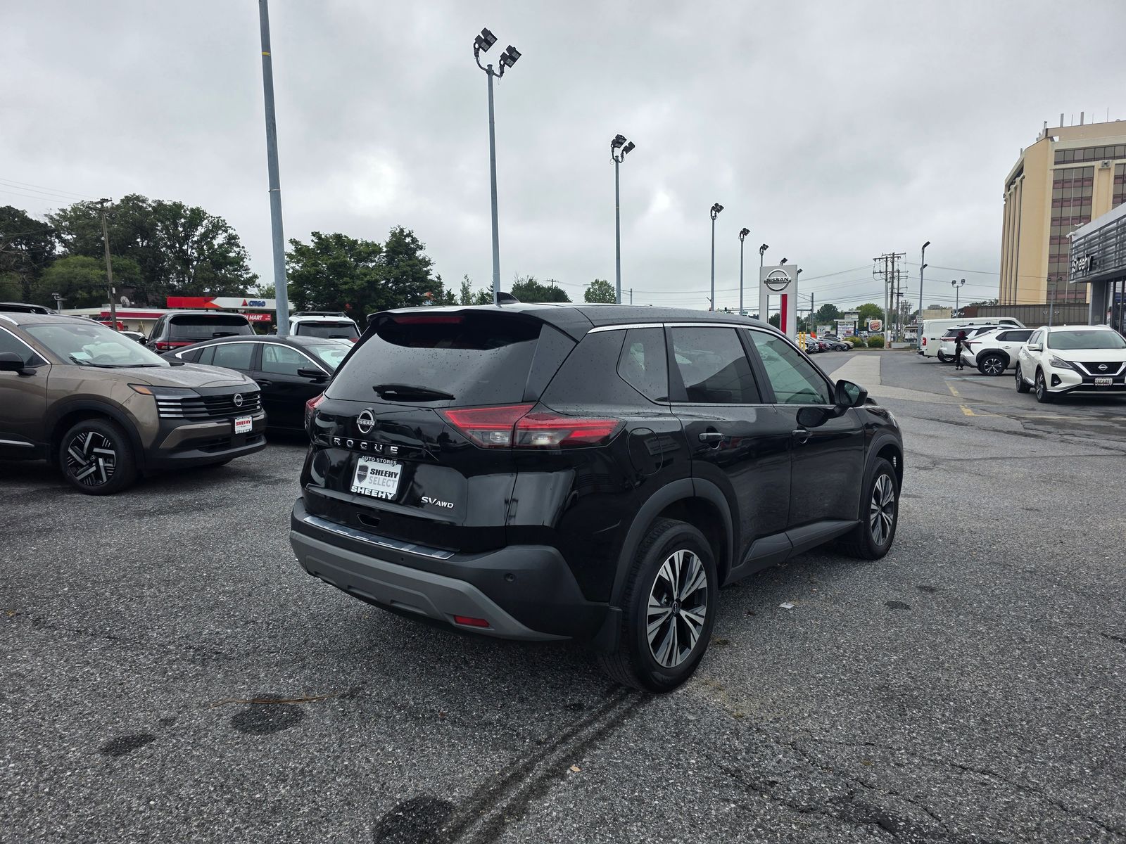 Used 2023 Black Nissan SV image 9