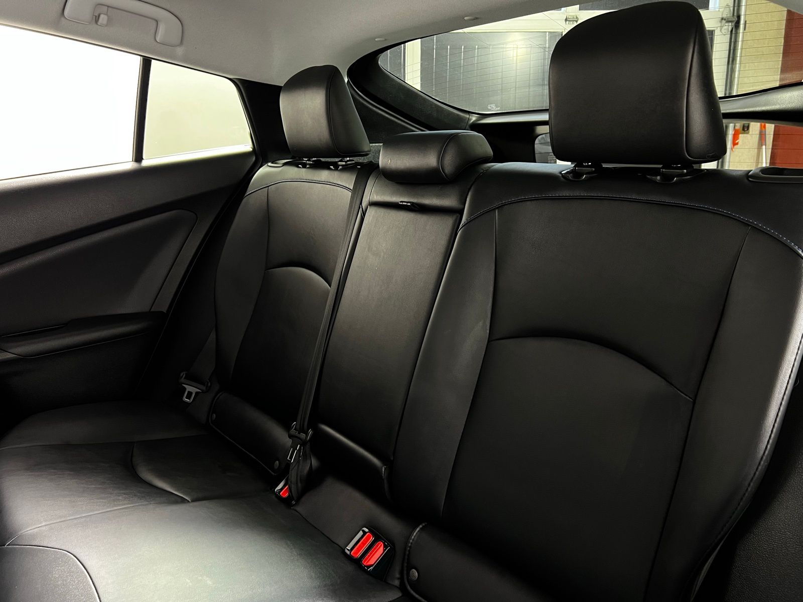 Thumbnail: 2018 Toyota Prius - 25