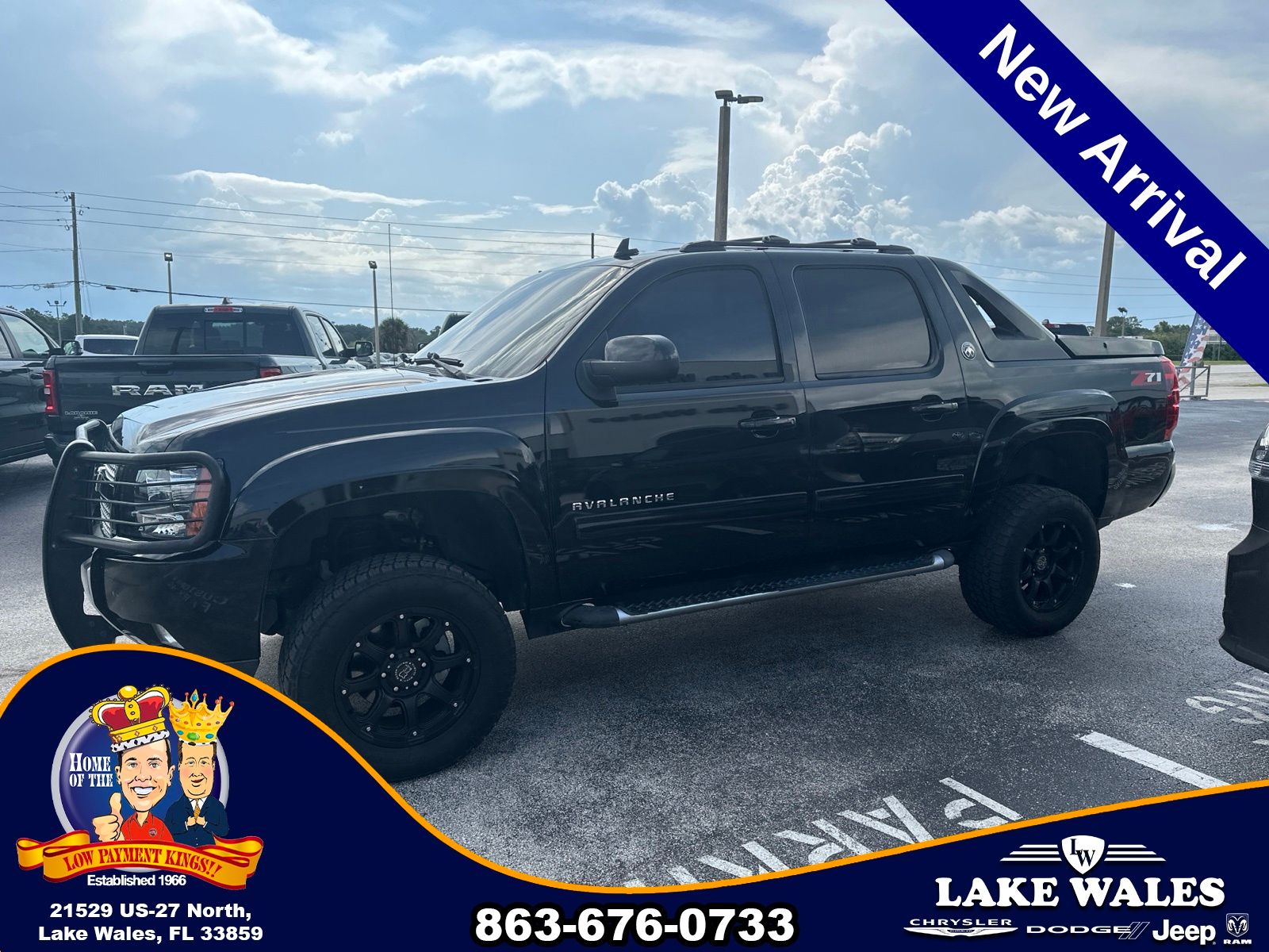 2013 Black Chevrolet Avalanche 1500 LT RWD Truck