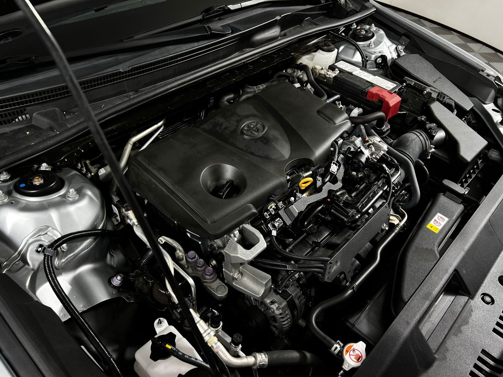 Thumbnail: 2023 Toyota Camry - 10