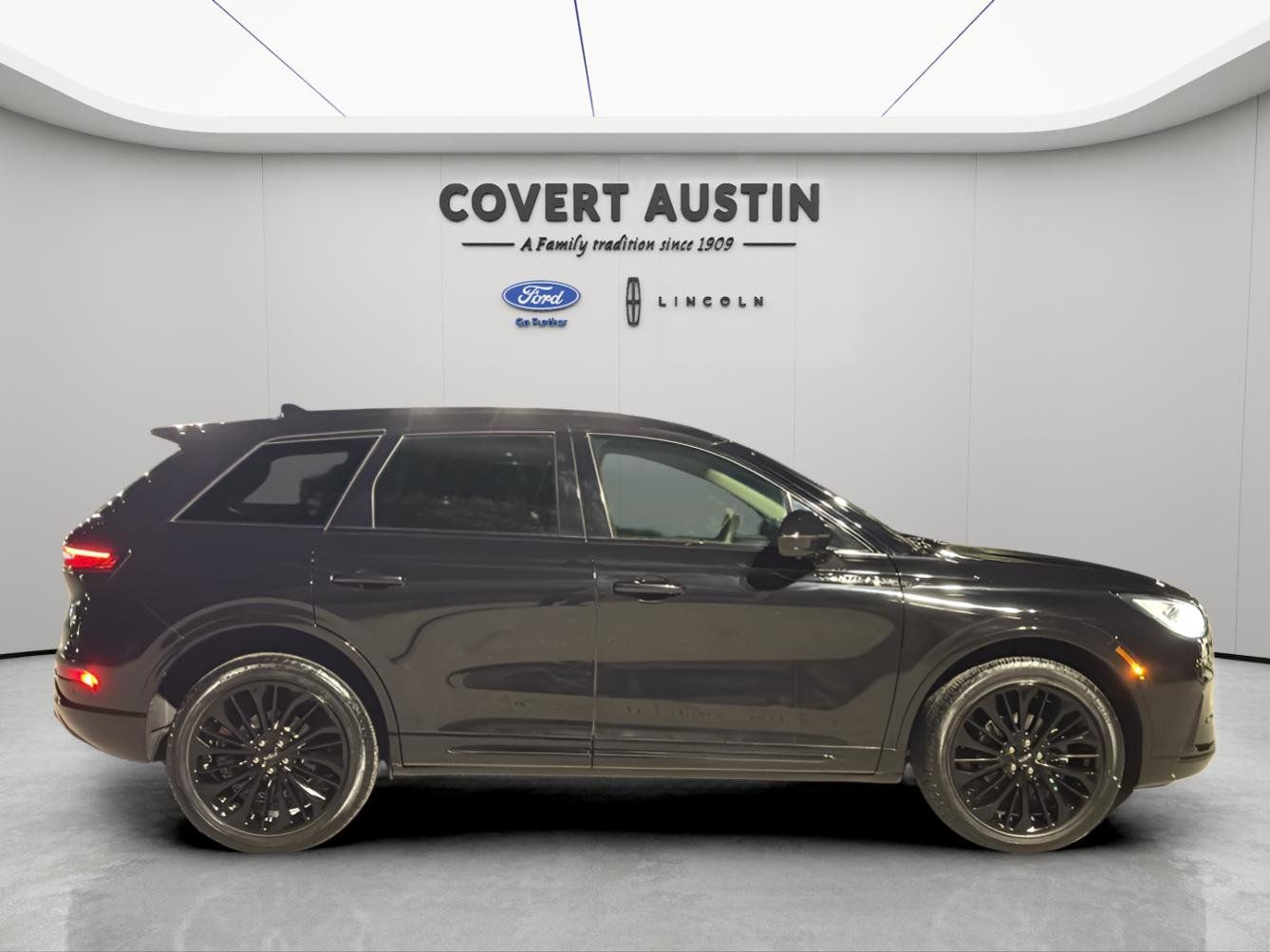 Used Car 2023 Lincoln Corsair  Reserve For Sale Under $40,000 In Austin, Texas